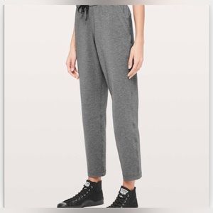 Lululemon straight leg sweat pants size 4